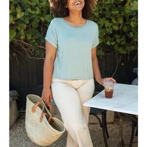 Carly Jean Evie Los Angeles Top Tee Size XS Green/White Striped Casual Boxy CJLA